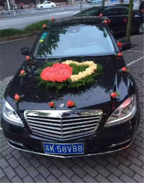 奔驰婚车价格一般多少钱 各级别奔驰婚车租赁价格介绍