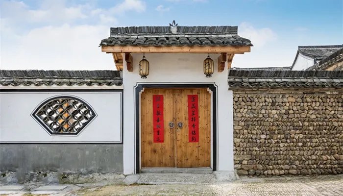 贴春联的正确方法 如何正确贴春联