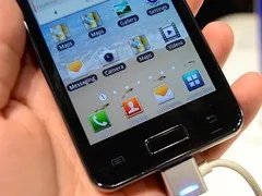 Android系统3G机 三星 I9070 售价1990