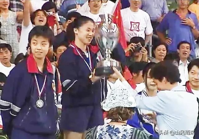 福原爱和张怡宁