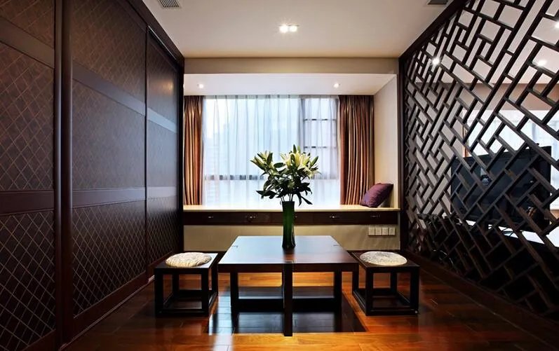 选择镂空雕花隔断要注意什么