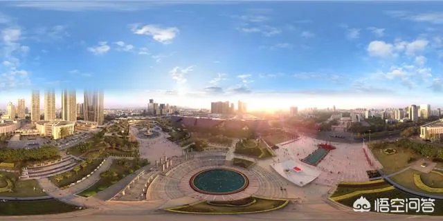 第一次买无人机大概多少钱的可以，容易上手么？