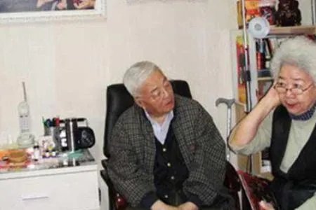 田华的三个儿子怎么了 为啥田华受访娱乐现场激动落泪