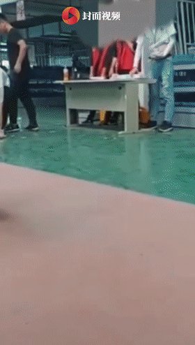 昆山世硕扔证件是怎么回事？