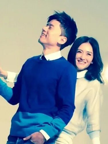 谢娜和张杰年龄差距是多少 揭秘张杰家庭背景