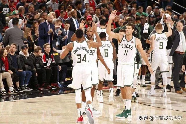 巧合还是天意，雄鹿、湖人连胜都被终结，本周五两队联盟榜首之争，你看好谁？