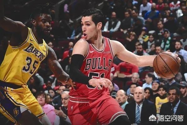 詹姆斯36+10，湖人结束五连败，你怎么看这场比赛？