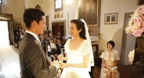 莫文蔚什么时候结婚的？