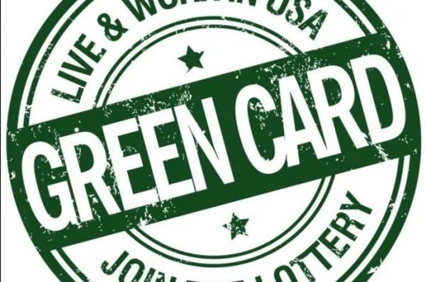 鲍里斯出生在美国，为何要放弃美国国籍呢？