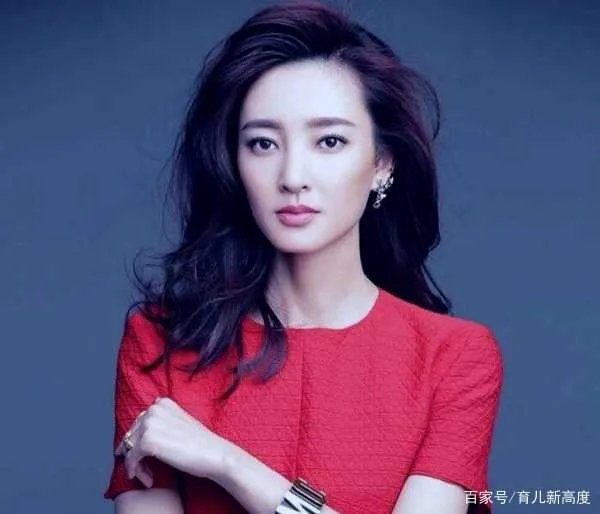 于和伟与王丽坤恋情被爆，原因竟是因为太红，这到底是怎么回事？