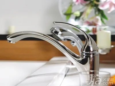 水龙头保养六大方法 保持光亮如新并不难
