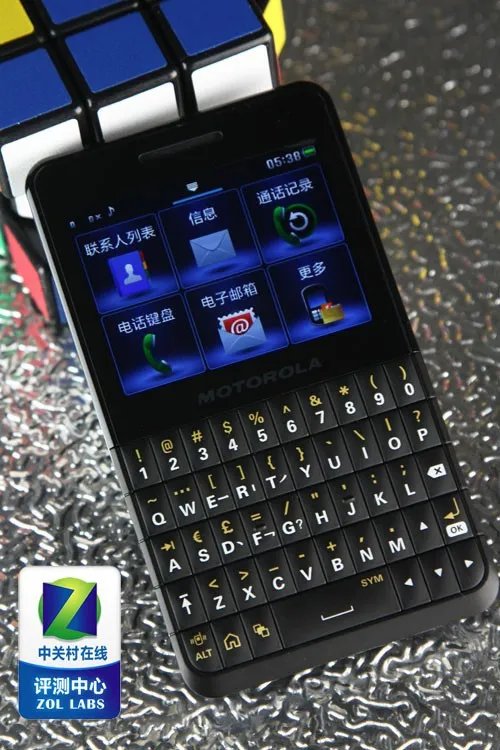千元级3G/Wi-Fi小霸王 摩托罗拉EX226评测