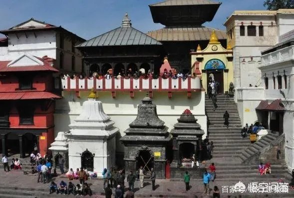 去泰国旅游,导游不让在寺庙拍照,为什么?