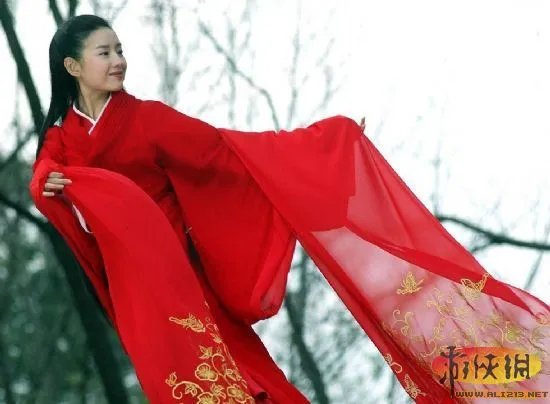 都是些神马玩意 网络红人超奇葩的“锥子脸”