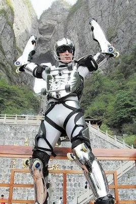 让伊夫·布朗杜的简介