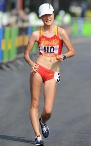 男子20公里竞走世界纪录是多少？